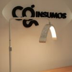 Lámpara Media Luna con brazo para mesa | Incluye soporte para celular — imagen 4