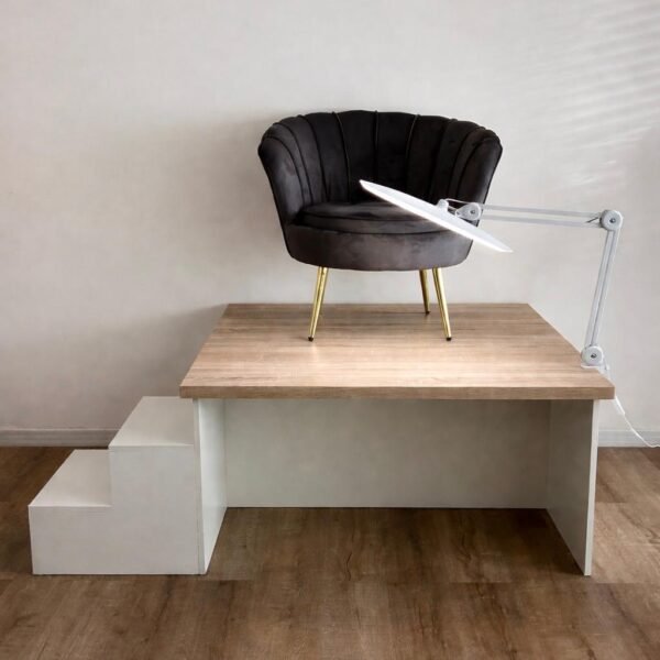Tarima modular con opción de guardado